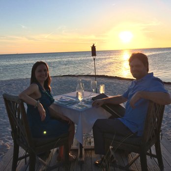 The Dining Room - Sunset dinner on an island - Seafood Near Me - Little Torch Key, Florida