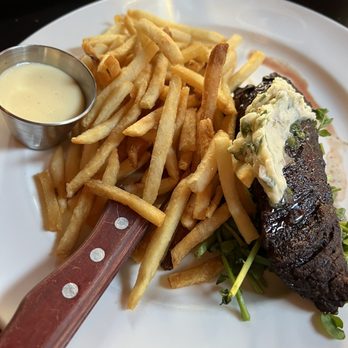Parc - Steak Frites - French Near Me - Philadelphia, Pennsylvania