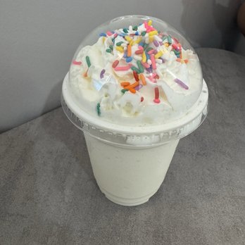 Sign Smash'd Burger - Vanilla shake - Burgers Near Me - Orange, California
