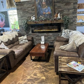 White Bear Meadery - Meaderies Near Me - Maplewood, Minnesota