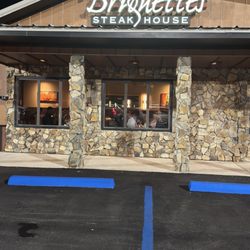 Briquettes Steakhouse - Entrance