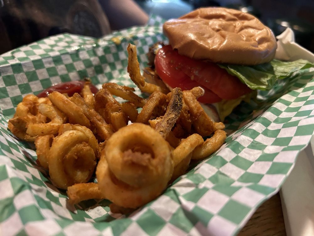 Social spots from Sheehan's On the Green