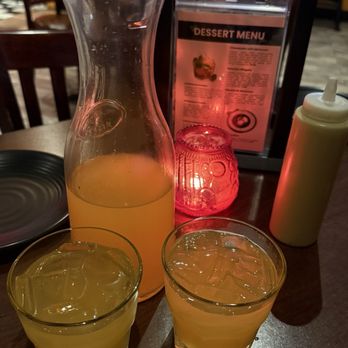 El Mono - Maracuya - Peruvian Near Me - El Cerrito, California