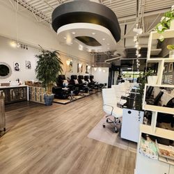 Etoile Salon - Advanced Nail Care & Beauty Boutique