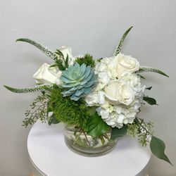 Tatum Flowers - "Elegant Desert Vibes"