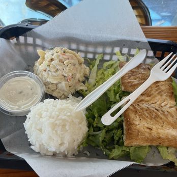 The Fish Market Maui - Mahi plate - Seafood Near Me - Lahaina, Hawaii The Fish Market Maui - Mahi plate - Seafood Near Me - Lahaina, Hawaii