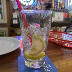 Special K Pub & Grill - Vodka soda with lemon
