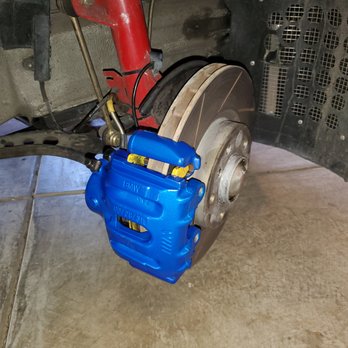 California Calipers - Installed, and looking great. These will be great to keep clean, especially after a trackday (I use more aggressive Hawk pads for trackdays) - Powder Coating Near Me - Santa Cruz, California