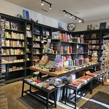 Mill Valley Depot Cafe And Bookstore - Love a bookstore that also has breakfast. Lol - Cafes Near Me - Mill Valley, California Mill Valley Depot Cafe And Bookstore - Love a bookstore that also has breakfast. Lol - Cafes Near Me - Mill Valley, California