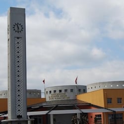 Dr. Selahattin Akçiçek Kültür Merkezi