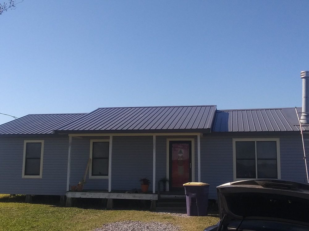 Slide of Bears Cajun Roofing