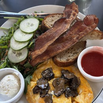Interstellar - Sunrise Breakfast - Coffee & Tea Near Me - Santa Monica, California