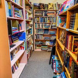 Brodsky Bookshop - Inside