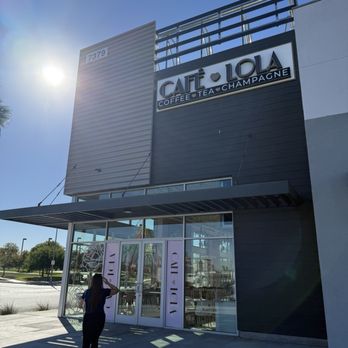 Cafe Lola - Cafes Near Me - Las Vegas, Nevada