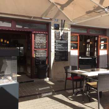 L'Orient Cafè - Eingang, Öffnungszeiten und Ausschnitt der Speisekarte - Bars Near Me - Capdepera, PM