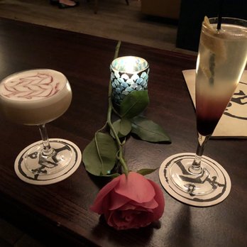 Peter Kern Library - Whiskey sour and Daisy Buchanan - Speakeasies Near Me - Knoxville, Tennessee