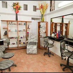 Pura Vida Salón & Spa