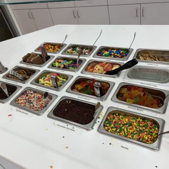 Razzleberriez - Ice Cream & Frozen Yogurt Near Me - Glendale, Arizona