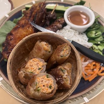 Pho Tre Bien Noodle Bar - Saigon platter - Vietnamese Near Me - El Paso, Texas