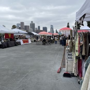 LOS FELIZ FLEA - Updated December 2025 - 86 Photos & 33 Reviews - 2060