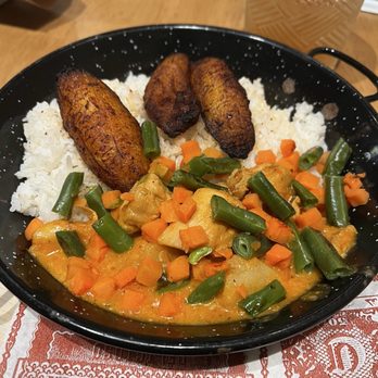 Colada Shop - Chicken stew: not enough sauce, frozen bagged veges - Coffee & Tea Near Me - Washington, DC, District of Columbia