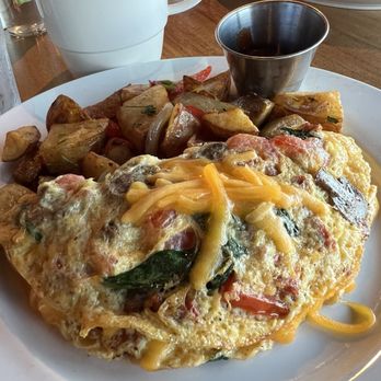 Kula Lodge & Restaurant - Omelet - Breakfast & Brunch Near Me - Kula, Hawaii Kula Lodge & Restaurant - Omelet - Breakfast & Brunch Near Me - Kula, Hawaii
