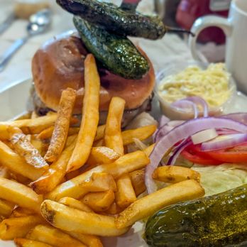Maple House Café - Breakfast & Brunch Near Me - Mokena, Illinois Maple House Café - Breakfast & Brunch Near Me - Mokena, Illinois