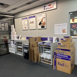 FedEx Ship Center