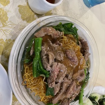 Silver Pond - Beef pan fried noodles - Chinese Near Me - Lauderdale Lakes, Florida