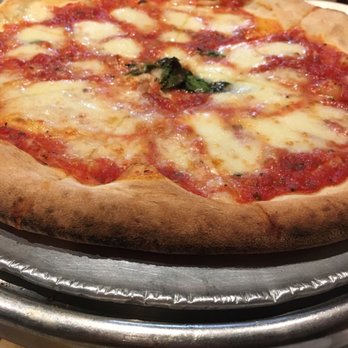 Patrizia's - Williamsburg - Pizza - Pizza Near Me - Brooklyn, New York