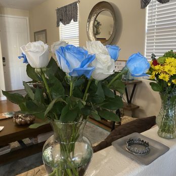 Vegas Rose Flowers - Florists Near Me - Las Vegas, Nevada Vegas Rose Flowers - Florists Near Me - Las Vegas, Nevada