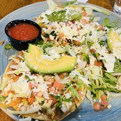 Raíces Mexican Cantina - Chicken tinga tostadas