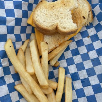 Snowshoe Brewing Company - Grilled cheese - Breweries Near Me - Arnold, California Snowshoe Brewing Company - Grilled cheese - Breweries Near Me - Arnold, California