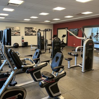 Hampton Inn Long Beach Airport - Gym - Hotels Near Me - Long Beach, California Hampton Inn Long Beach Airport - Gym - Hotels Near Me - Long Beach, California