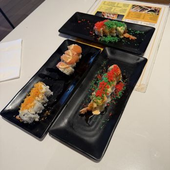 Smile Shota - No Name Roll Lisa Lisa Roll - Sushi Bars Near Me - Las Vegas, Nevada