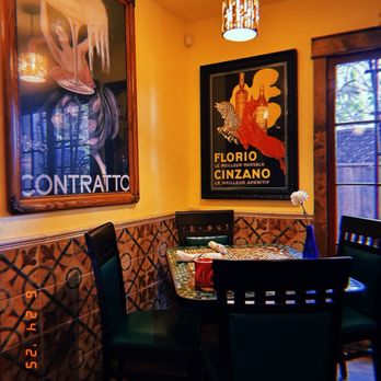 Cafe Nouveau - Inside - Breakfast & Brunch Near Me - Ventura, California Cafe Nouveau - Inside - Breakfast & Brunch Near Me - Ventura, California