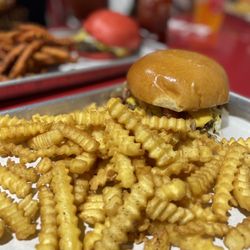 Wulf Burger - Junior burger with regular fries! Good for kids or a smaller eater.