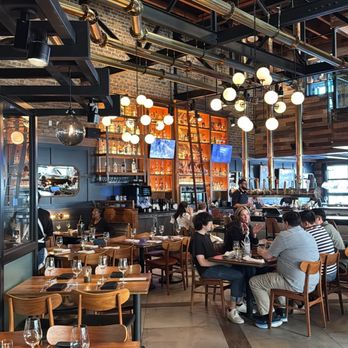 Saint & Second - Indoor - New American Near Me - Long Beach, California Saint & Second - Indoor - New American Near Me - Long Beach, California