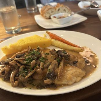 Benvenuti Ristorante - Frozen rubber chicken - Italian Near Me - Walnut Creek, California