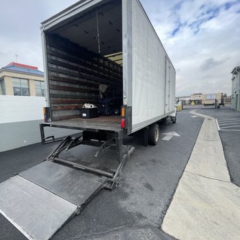 JFK Moving - Unloading - Movers Near Me - Moreno Valley, California