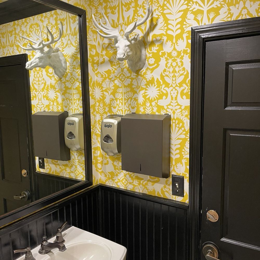 Gryphon Tea Room - Restroom - Tea Rooms Near Me - Savannah, Georgia Gryphon Tea Room - Restroom - Tea Rooms Near Me - Savannah, Georgia