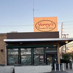 Jerry's Gourmet - Exterior