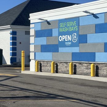 WashU Car Wash - Outside self wash bays - Car Wash Near Me - Niles, Illinois