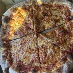 The Great Dane Pizza Company - Cheese pizza