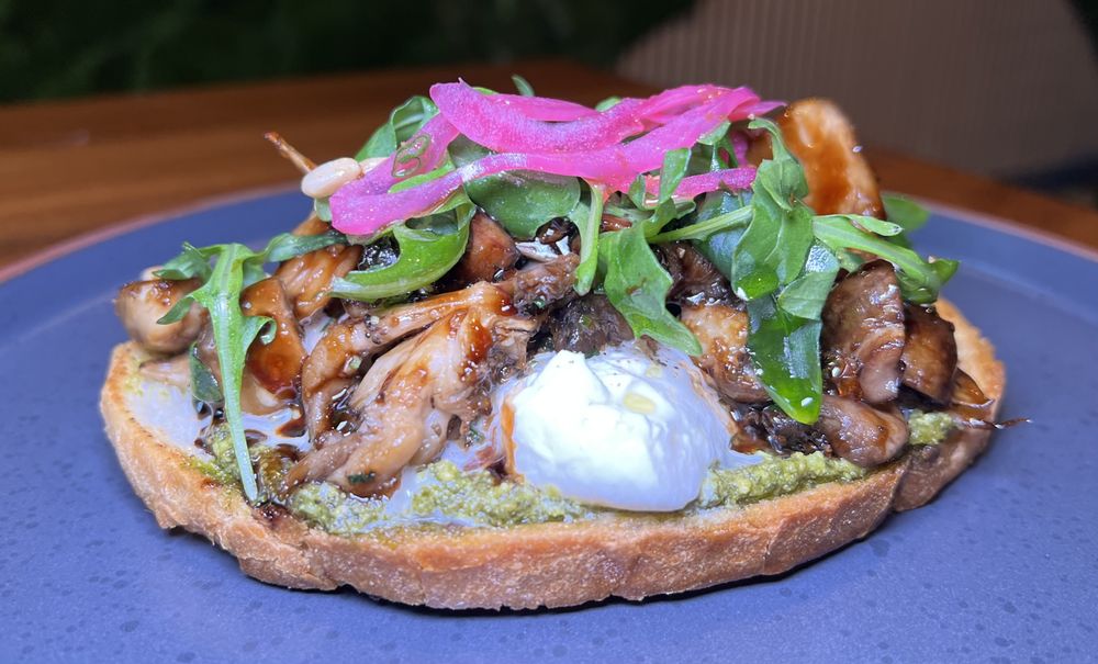 Crossroads Kitchen & Bar