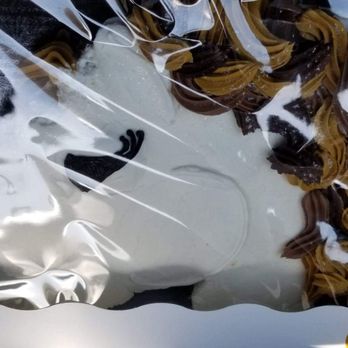 Meijer - Horse cupcake cake. Chocolate and white with vanilla, chocolate and Carmel or butterscotch buttercream - Grocery Near Me - Greenwood, Indiana Meijer - Horse cupcake cake. Chocolate and white with vanilla, chocolate and Carmel or butterscotch buttercream - Grocery Near Me - Greenwood, Indiana