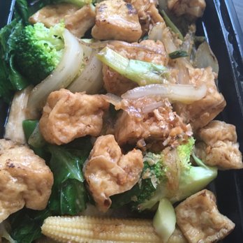Charm Thai Express - Garlic Sauce w tofu- nicely cooked and nice veggies. - Thai Near Me - New York, New York Charm Thai Express - Garlic Sauce w tofu- nicely cooked and nice veggies. - Thai Near Me - New York, New York