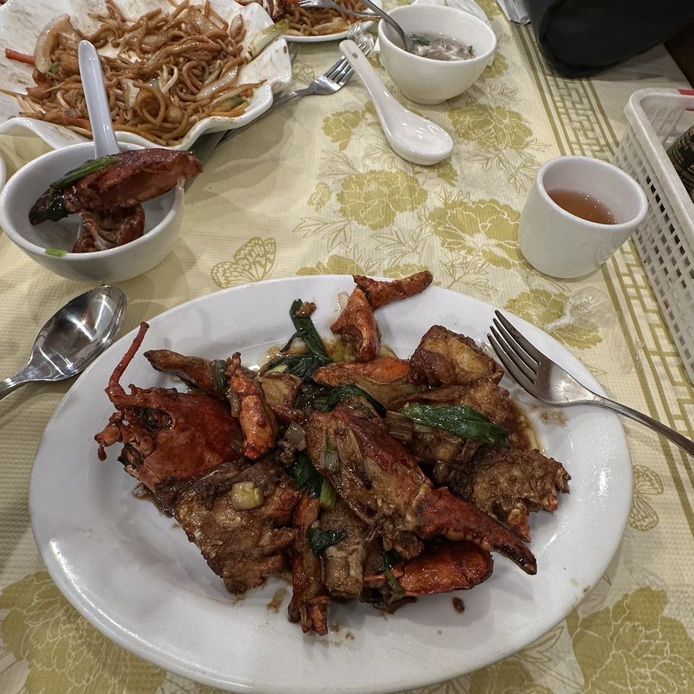 Ming Kee Kitchen - The lobster was special, I liked it, the rice wasn't so good. - Chinese Near Me - New York, New York Ming Kee Kitchen - The lobster was special, I liked it, the rice wasn't so good. - Chinese Near Me - New York, New York