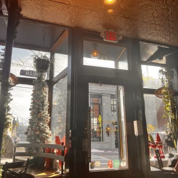 Cafe e Dolci - Entrance - Gelato Near Me - Warwick, New York