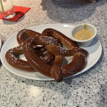FireWorks Pizza - Leesburg - Pretzels - Pizza Near Me - Leesburg, Virginia FireWorks Pizza - Leesburg - Pretzels - Pizza Near Me - Leesburg, Virginia